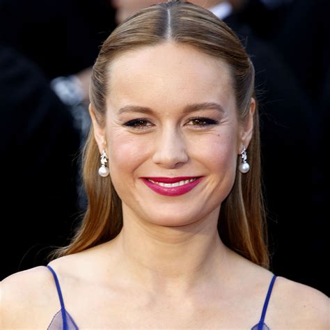 brie larson bikini|Brie Larson Is A Vision In A Stylish Purple Bikini Top。